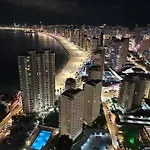 Beniskyland If Apartamento *